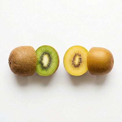 Green and yellow kiwi fruit.